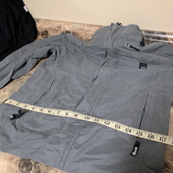 Men’s BENCH grey jacket - Picture 9 of 10